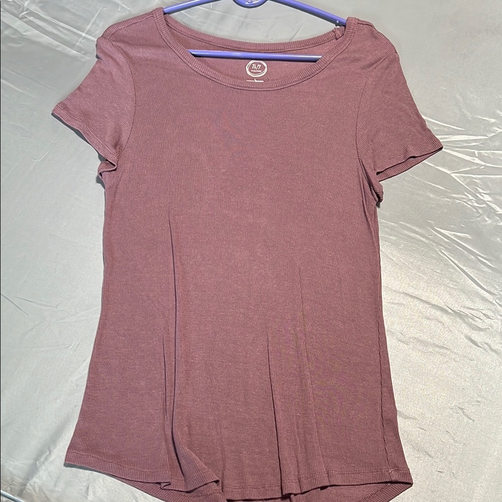 Maurices Pink Fitted Short Sleeve T-Shirt